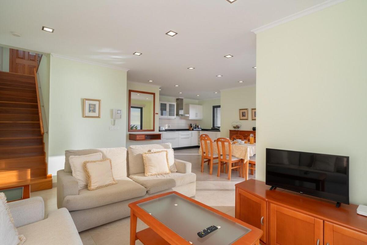 Ourmadeira - Casa Amaro Sol, Tranquil Villa Calheta  Eksteriør bilde